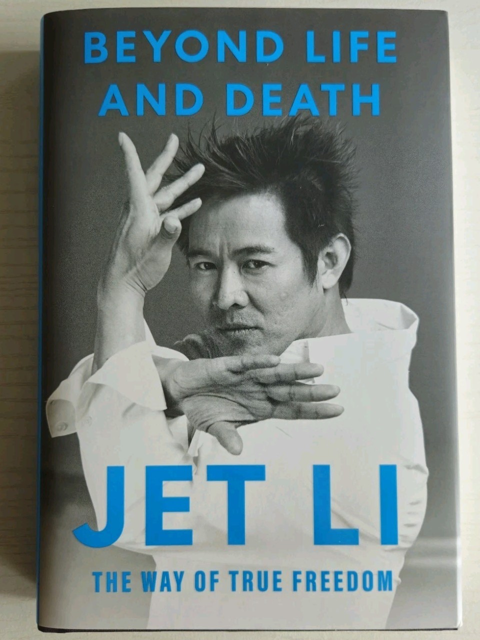 Jet Li Signed Autographed Beyond Life and Death Book With JSA Certification, photo 1 of 4